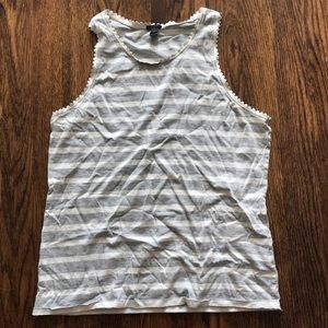 Scallop rimmed striped tank top.